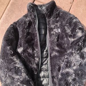 NorthFace girls 7/8 reversible jacket
